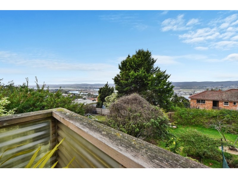 5 Denman Road, Trevallyn TAS 7250