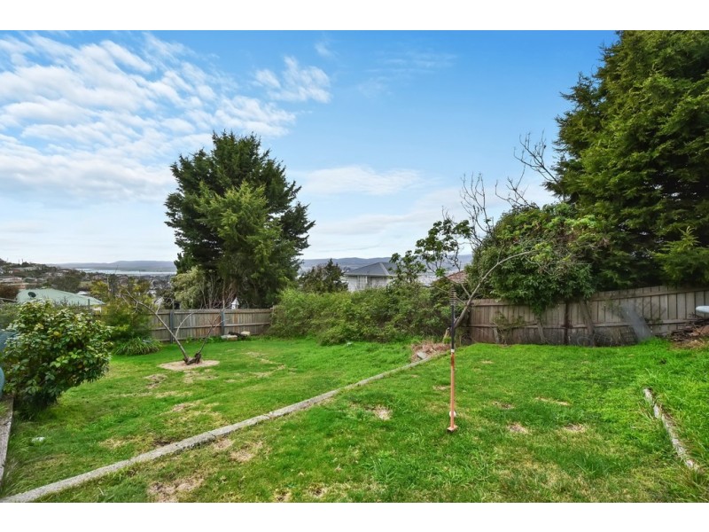 5 Denman Road, Trevallyn TAS 7250