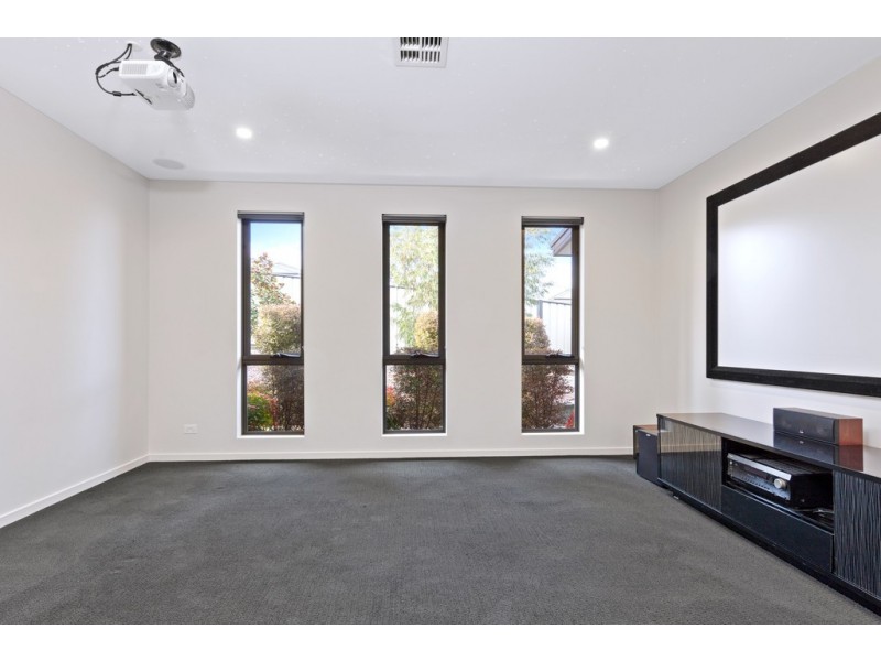 2 Legges Crescent, Prospect TAS 7250