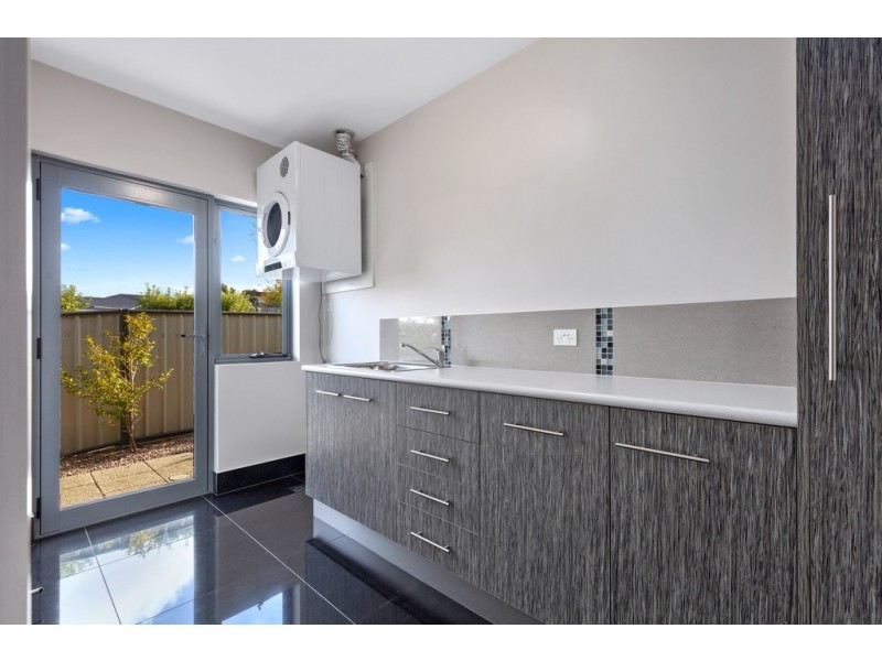 2 Legges Crescent, Prospect TAS 7250