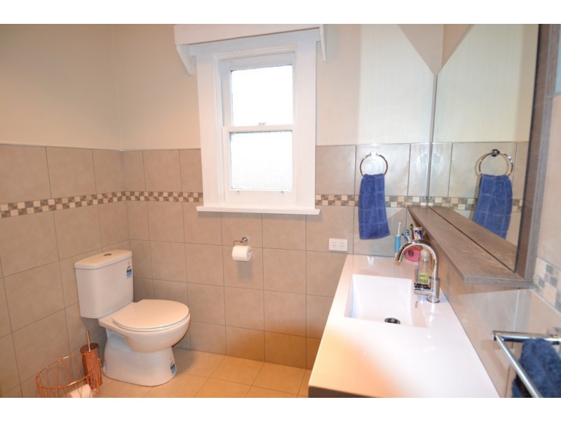 15 Shirley Place, Kings Meadows TAS 7249