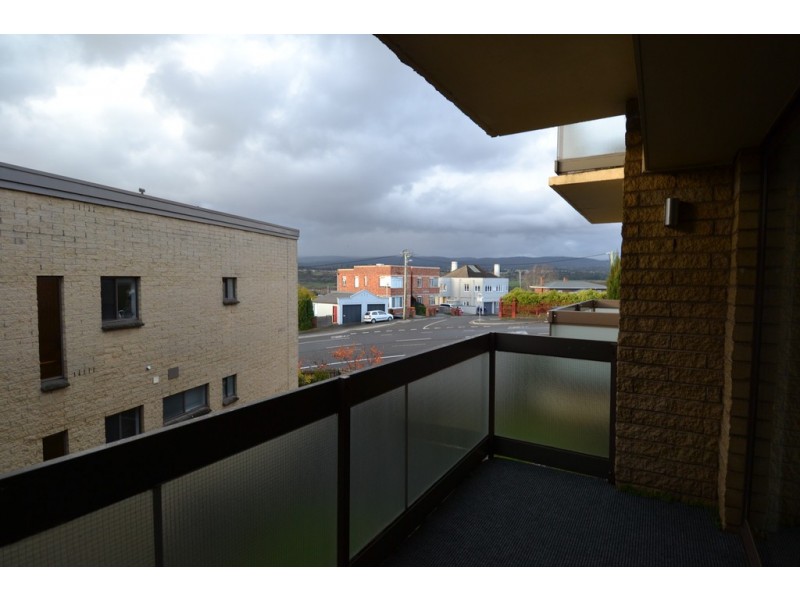 2/2 High Street, East Launceston TAS 7250