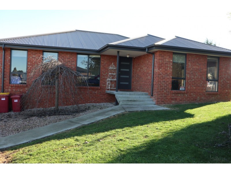 10 Evia Court, Newnham TAS 7248