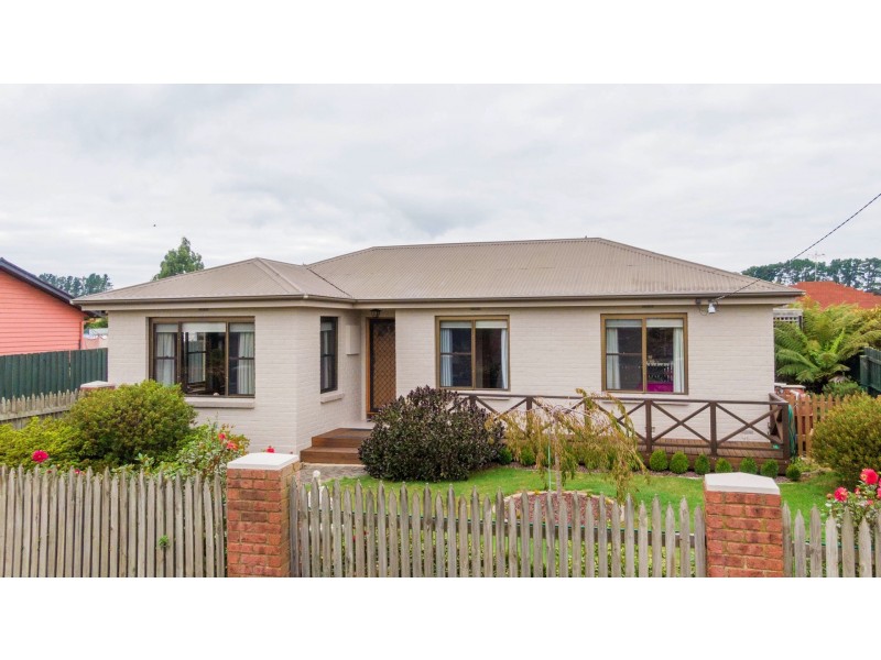 19 Gatenby Street, Cressy TAS 7302