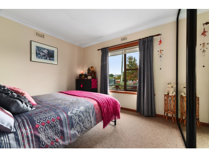 19 Gatenby Street, Cressy TAS 7302