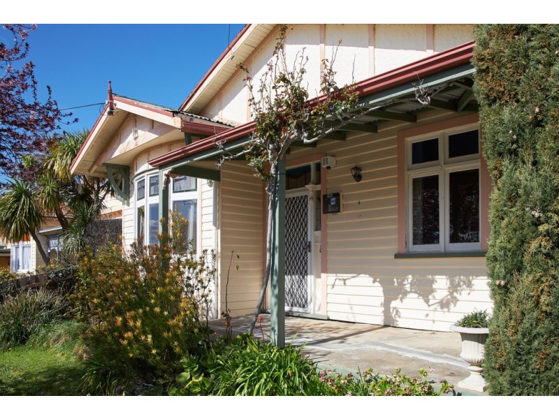 31 Henty Street, Invermay TAS 7248
