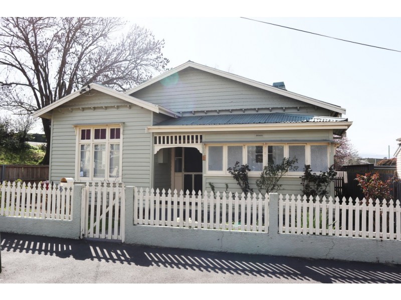 8 Home Street, Invermay TAS 7248