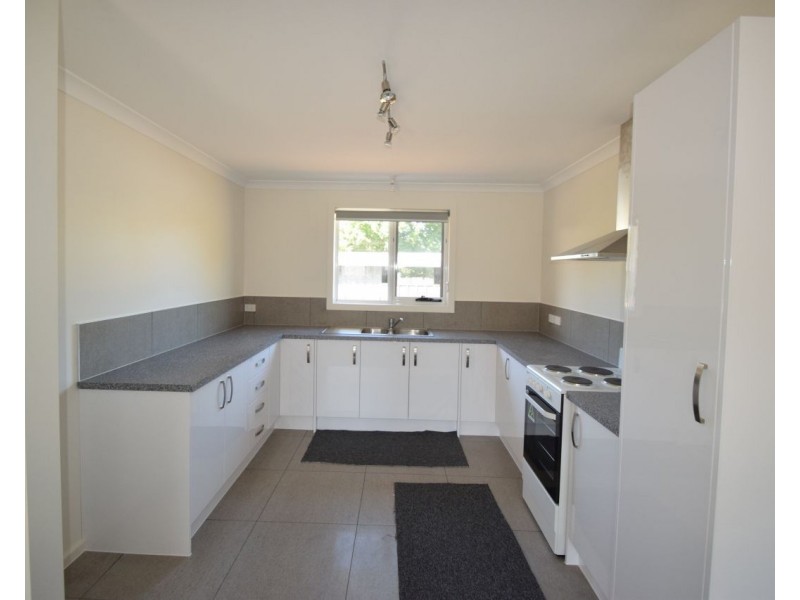 2/19 Birdwood Street, Mowbray TAS 7248