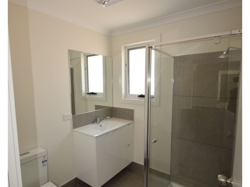 2/19 Birdwood Street, Mowbray TAS 7248