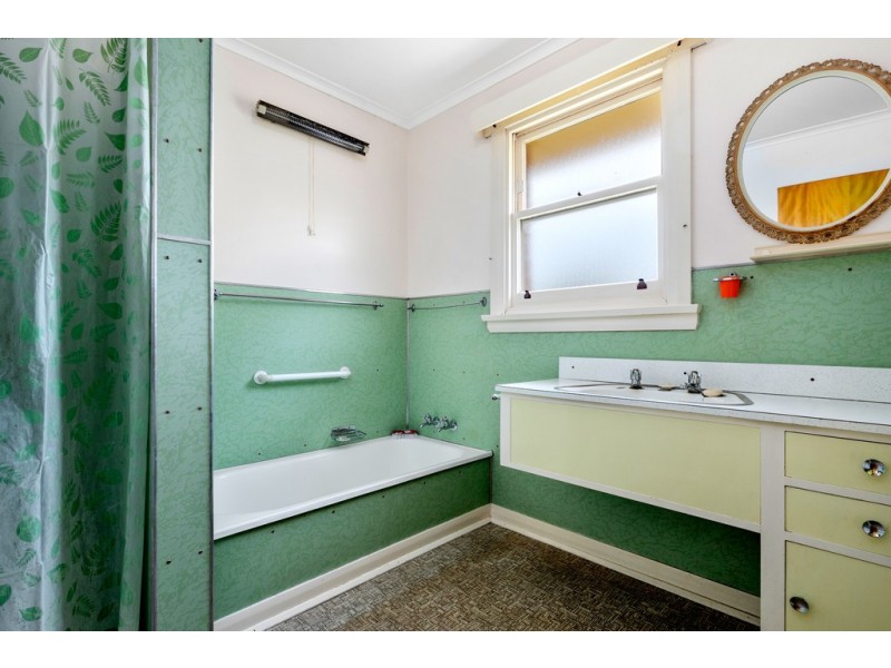 30 Ronneby Street, Newnham TAS 7248