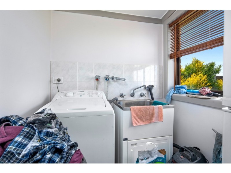 18 Crestview Court, Newnham TAS 7248