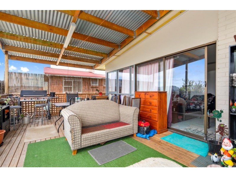 18 Crestview Court, Newnham TAS 7248