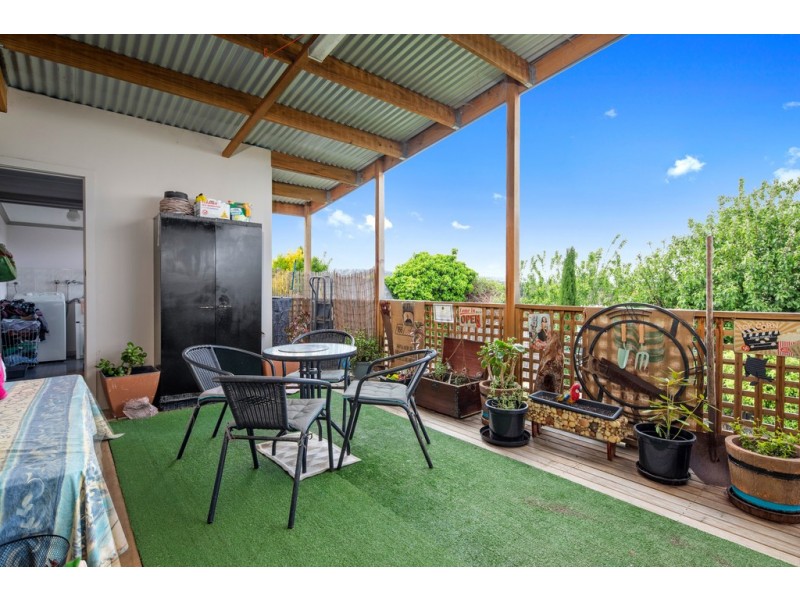 18 Crestview Court, Newnham TAS 7248