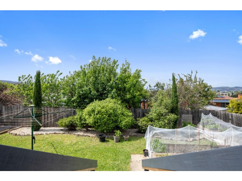 18 Crestview Court, Newnham TAS 7248