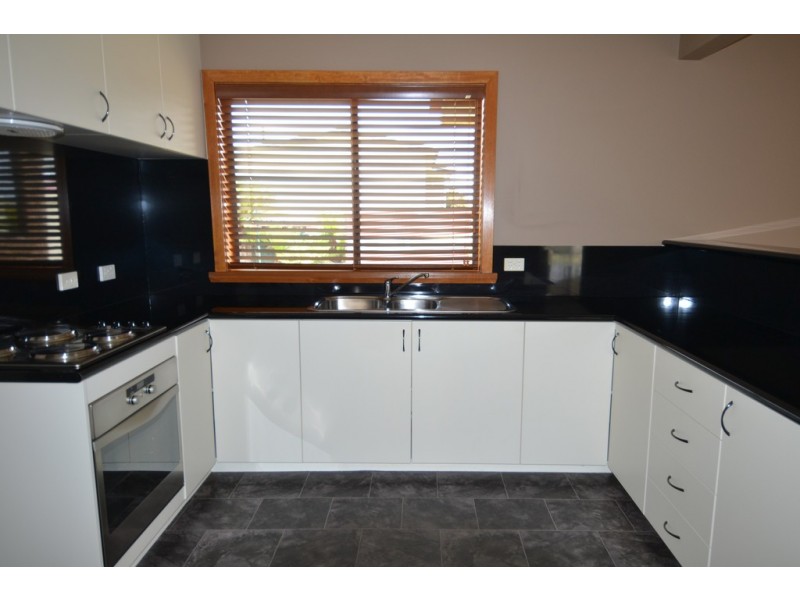 32 Tompsons Lane, Newnham TAS 7248