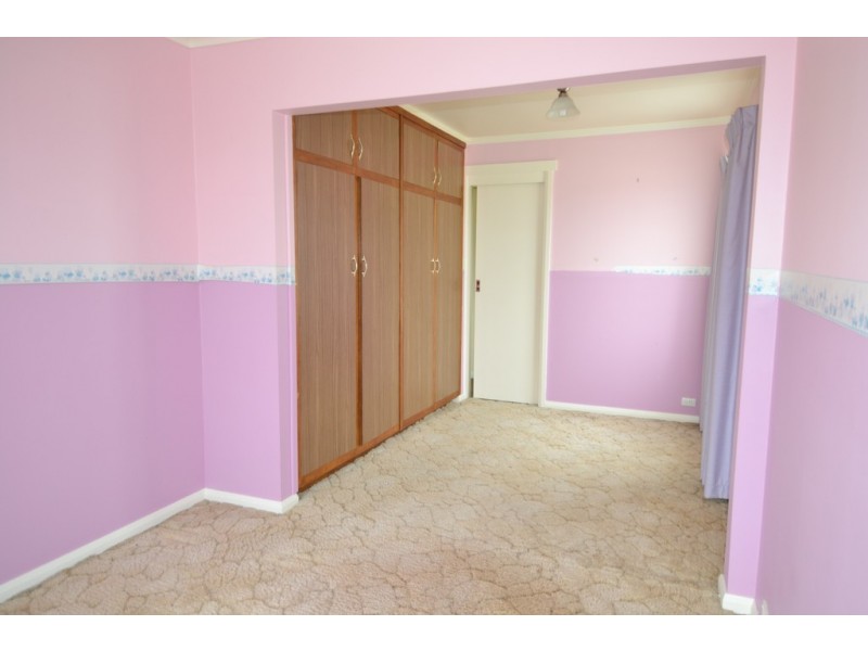 32 Tompsons Lane, Newnham TAS 7248