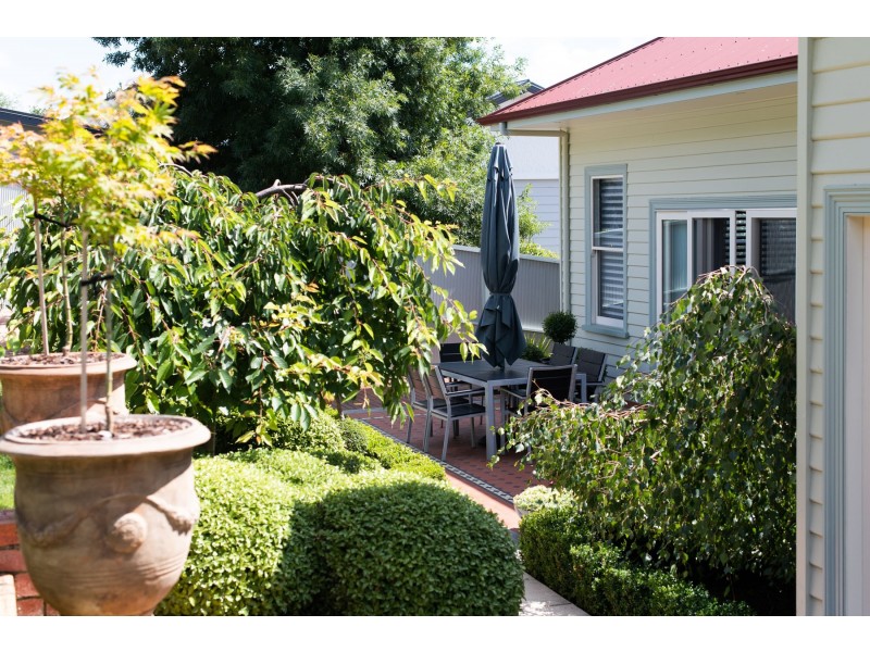 16 Hill Street, West Launceston TAS 7250