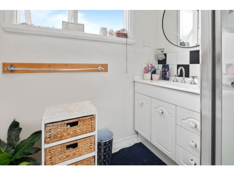 1 Caroline Street, Prospect TAS 7250