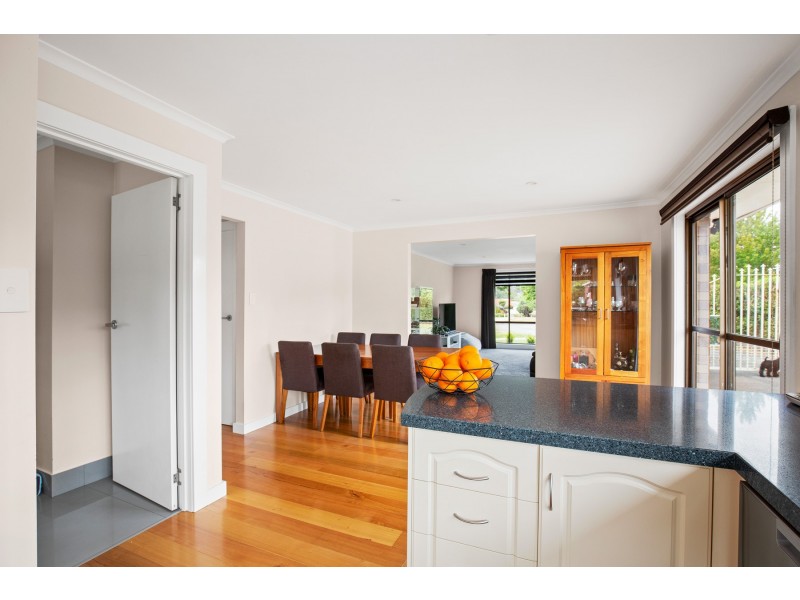 32 Country Club Avenue, Prospect Vale TAS 7250