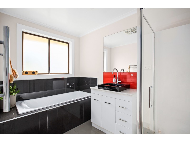 32 Country Club Avenue, Prospect Vale TAS 7250