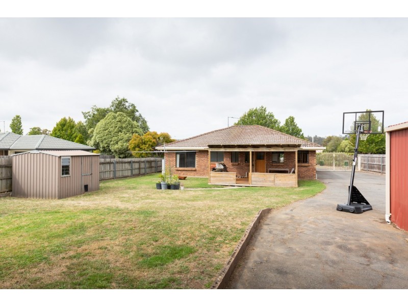 32 Country Club Avenue, Prospect Vale TAS 7250