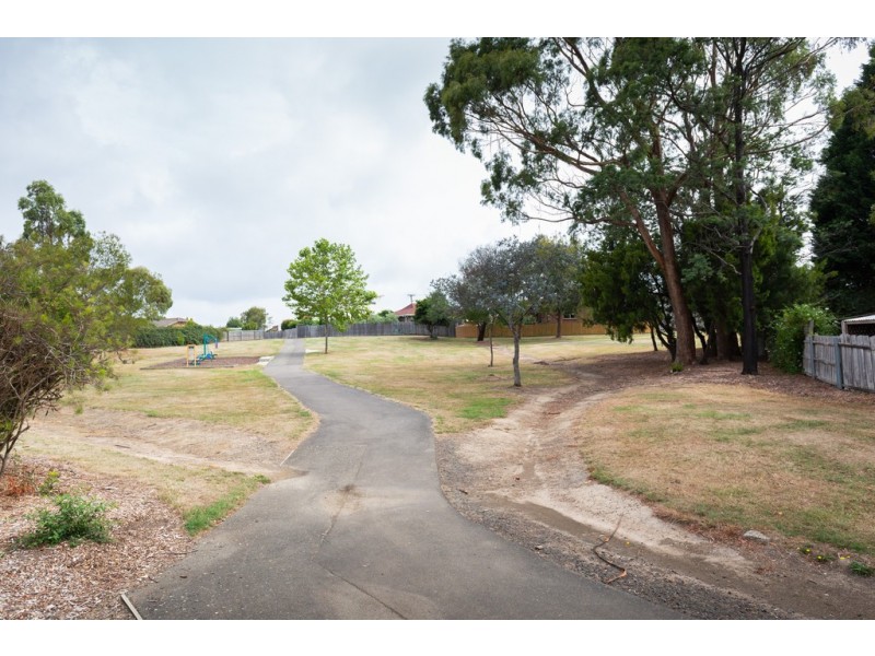 32 Country Club Avenue, Prospect Vale TAS 7250