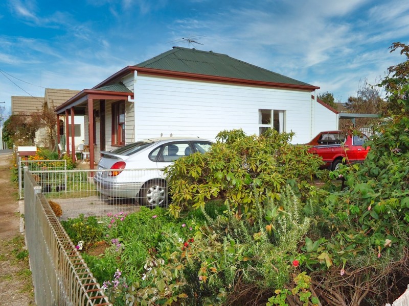 6 Hedley Street, Scottsdale TAS 7260