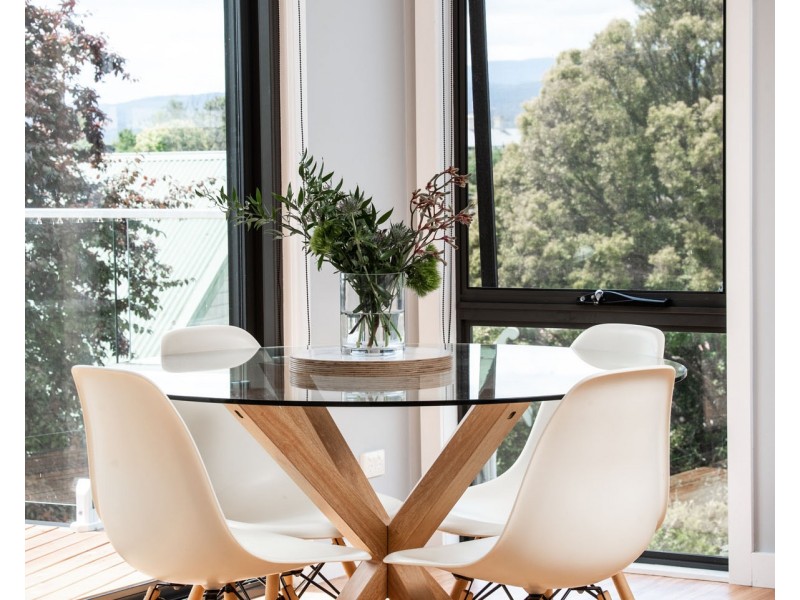 2/33A Connaught Crescent, West Launceston TAS 7250