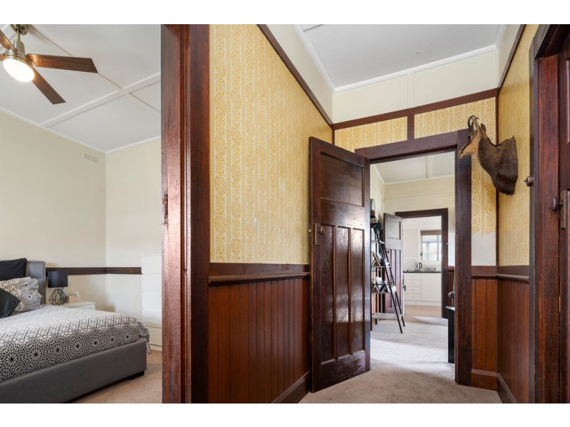 18 Charles Street, Cressy TAS 7302