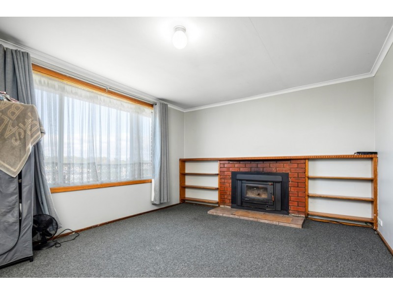 1 Tandara Street, Ravenswood TAS 7250