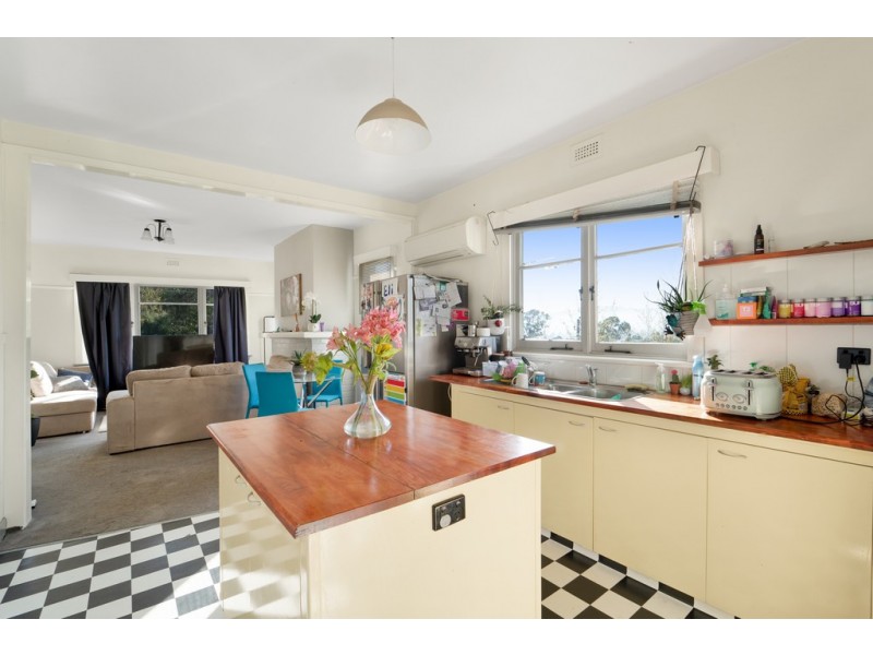 93 Peel Street West, West Launceston TAS 7250