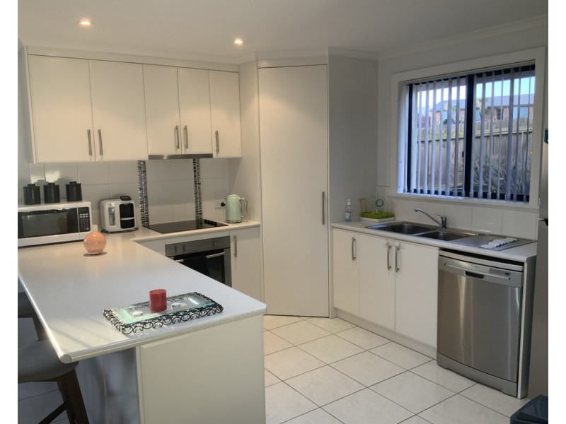 2 / 4 Miriam Court, Newnham TAS 7248