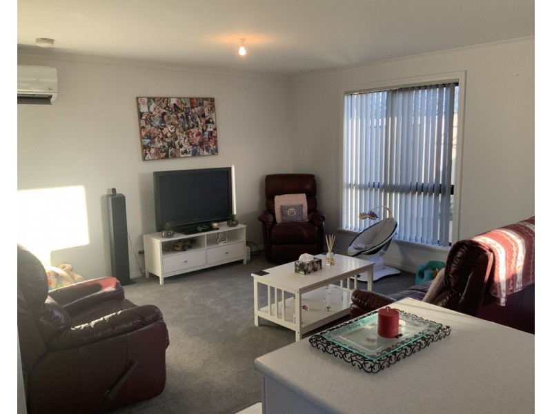 2 / 4 Miriam Court, Newnham TAS 7248