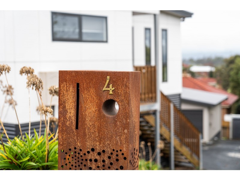 1/4 Clifton Place, Prospect Vale TAS 7250