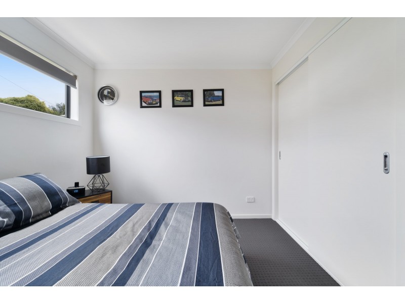 1/4 Clifton Place, Prospect Vale TAS 7250