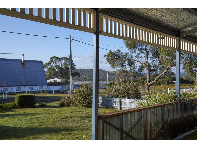 11 Blamey Street, Weymouth TAS 7252