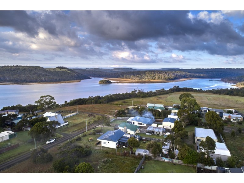 11 Blamey Street, Weymouth TAS 7252