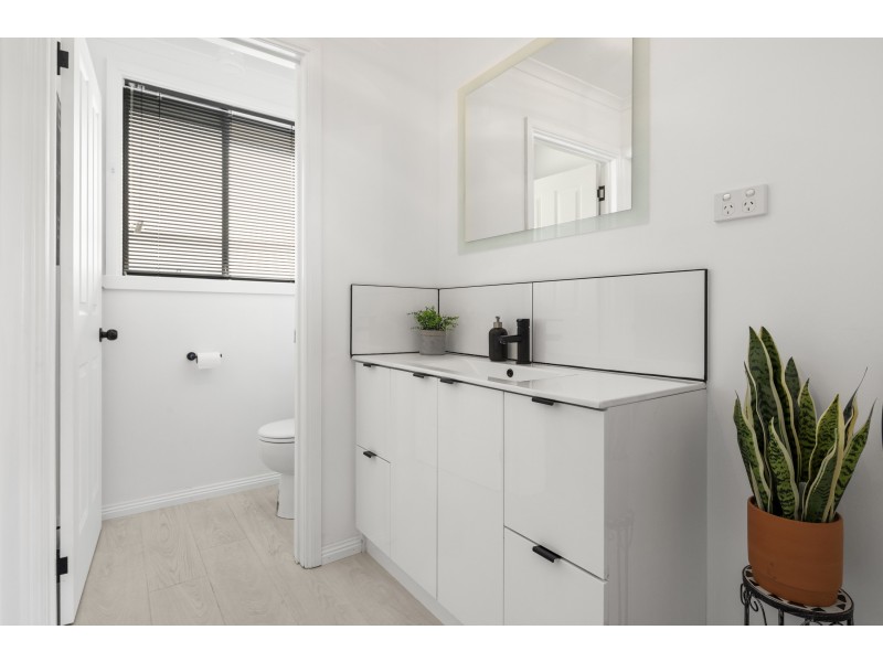 30 Bishops Drive, Newnham TAS 7248