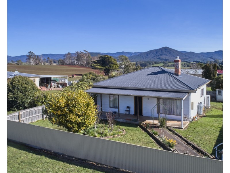 8 Fry Street, Ringarooma TAS 7263