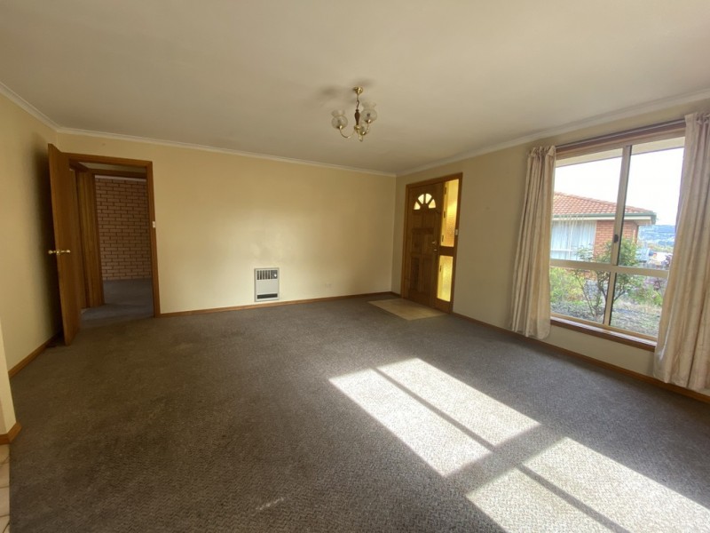 2/63 Georgetown Road, Newnham TAS 7248