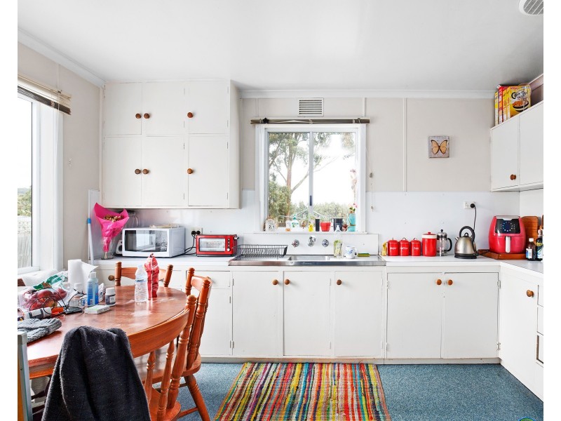3 Carins Street, Waverley TAS 7250