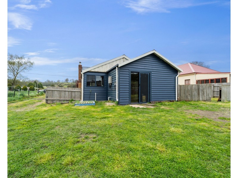 21 Stoke Street, Branxholm TAS 7261