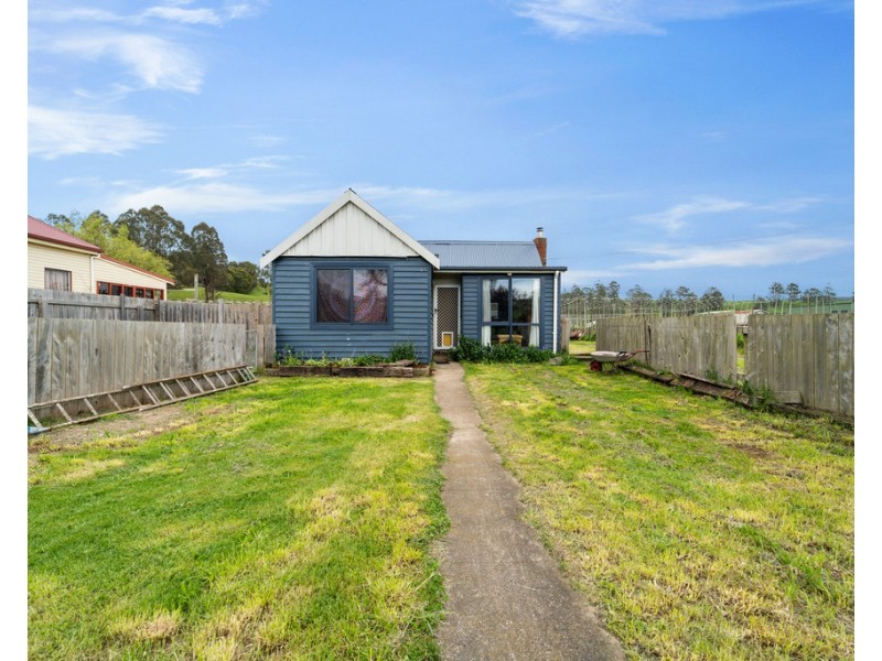 21 Stoke Street, Branxholm TAS 7261