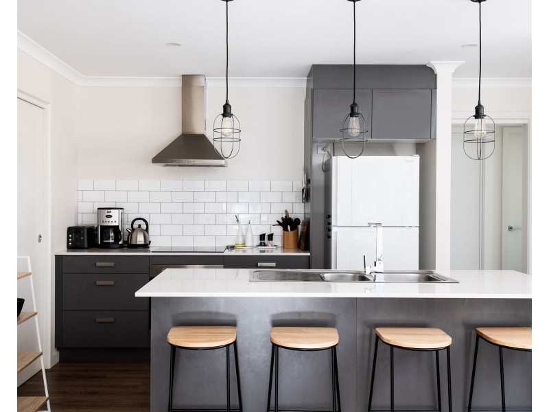 16 Aram Place, Newstead TAS 7250