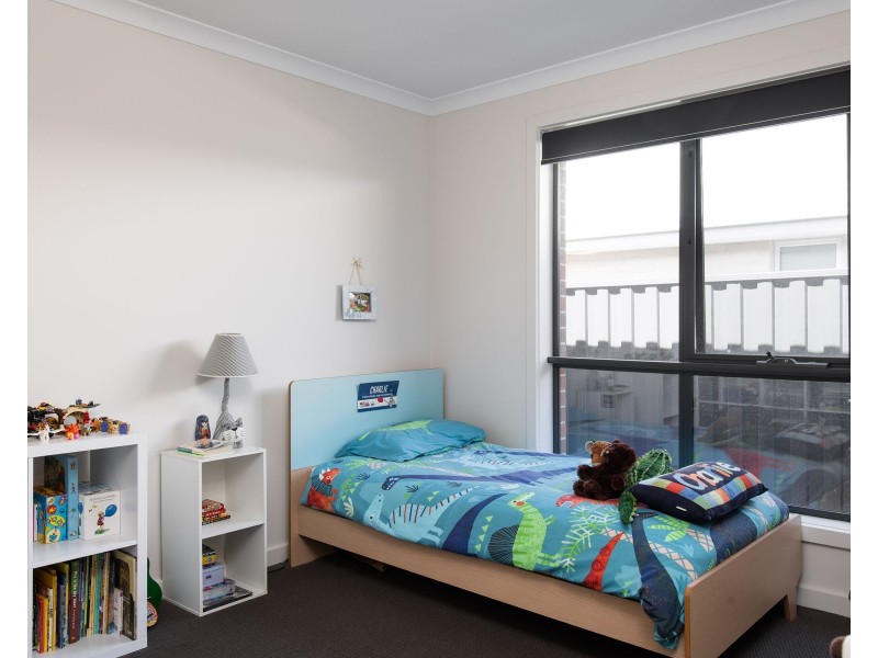 16 Aram Place, Newstead TAS 7250