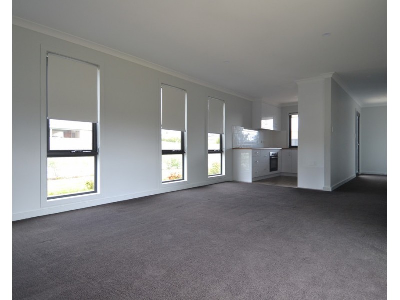 23/16 Barton Street, Mowbray TAS 7248