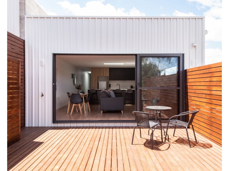 1/4 Bellevue Avenue, South Launceston TAS 7249