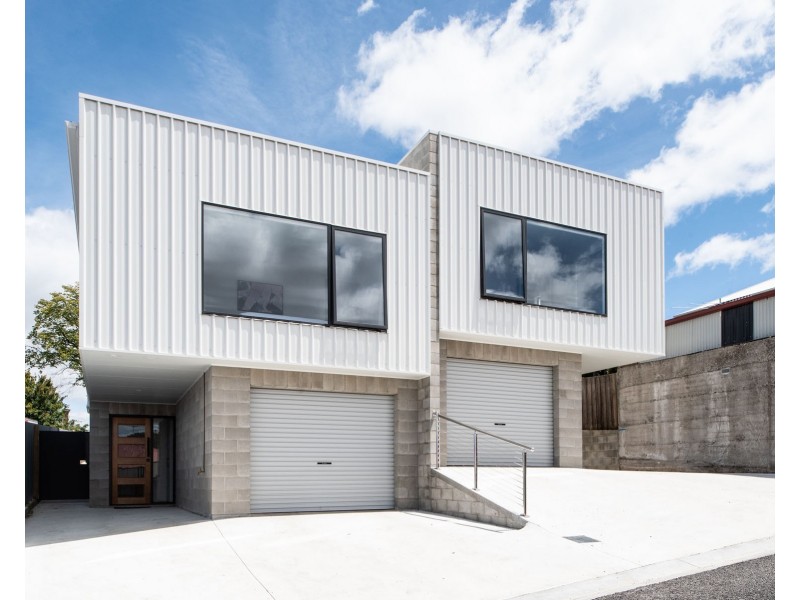 2/4 Bellevue Avenue, South Launceston TAS 7249