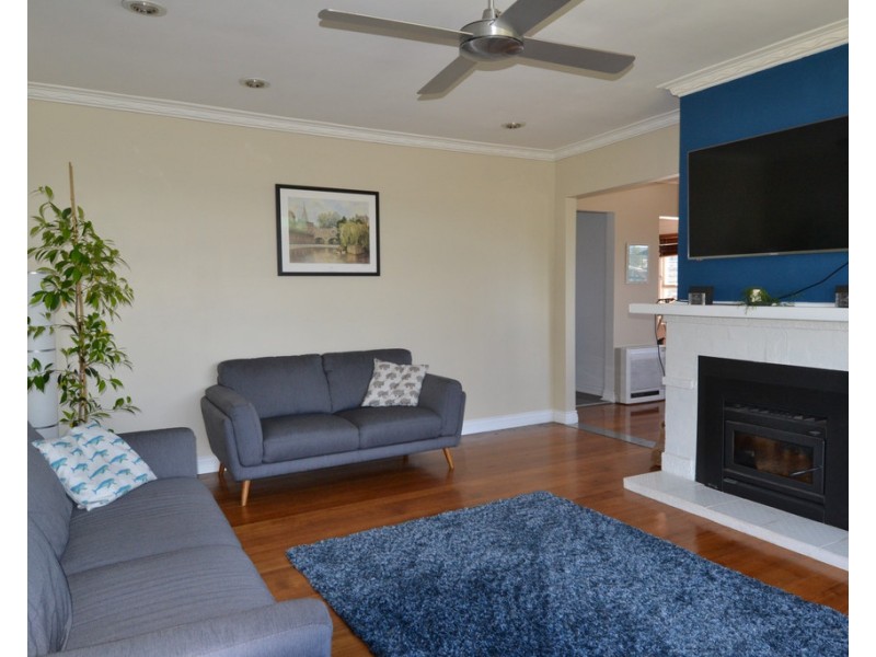 11 Totara Street, Riverside TAS 7250