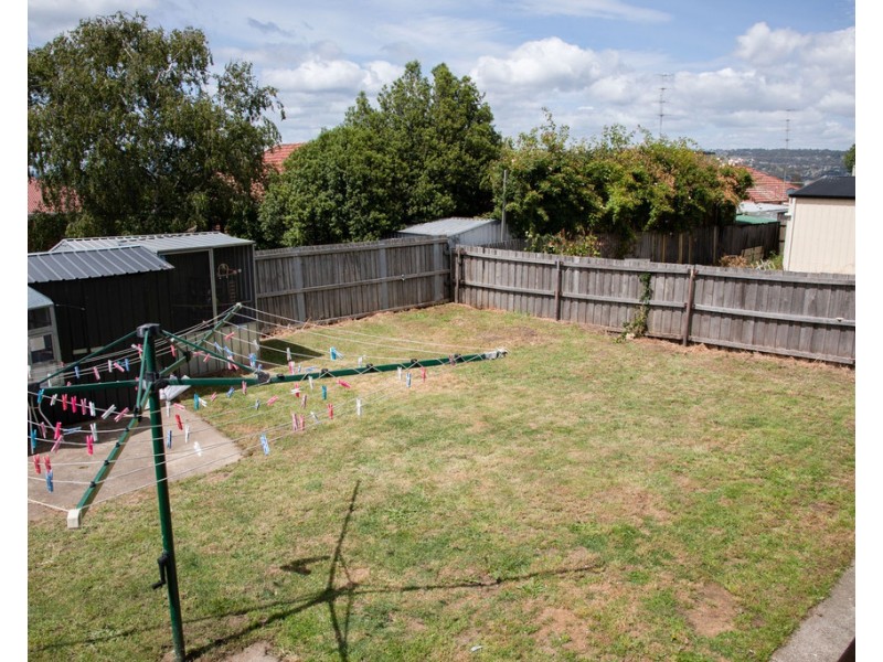 10 Paringa Avenue, Newnham TAS 7248